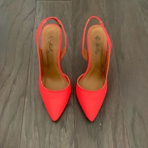 Neon coral pumps